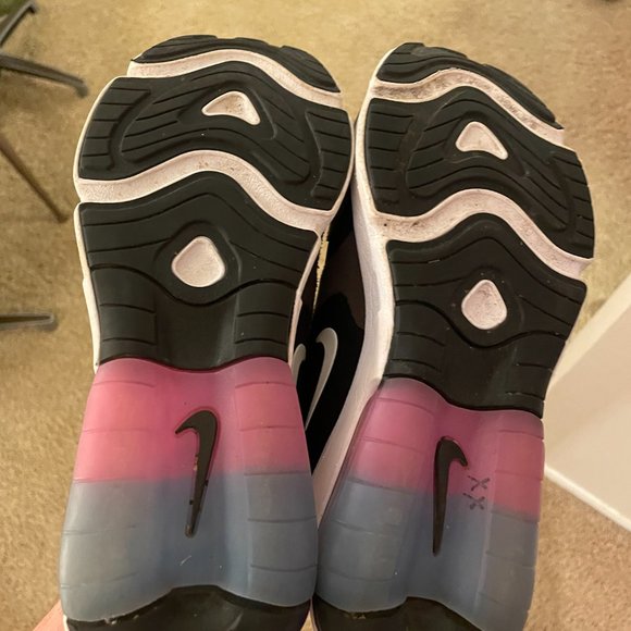 Nike Air Max 200 Black - Picture 2 of 3